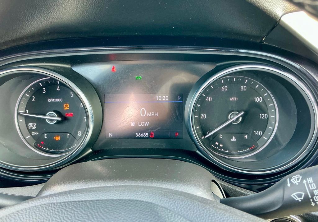 Used 2021 Buick Encore GX Preferred image 37