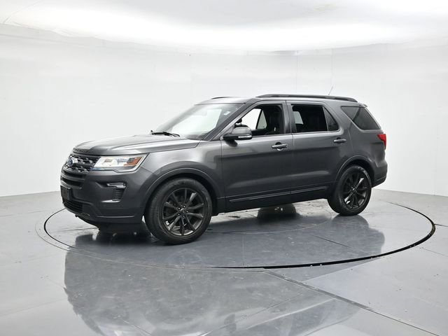 Used 2019 Ford Explorer XLT w/ Equipment Group 202A FWD image 5