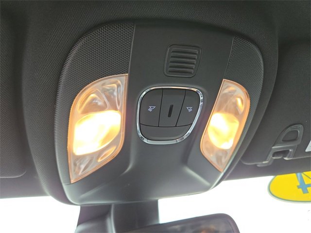 Used 2024 Jeep Compass Latitude image 26