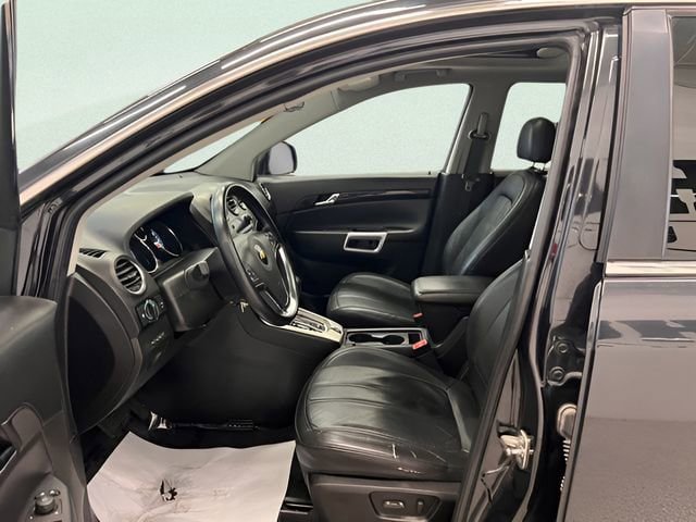 Used 2013 Chevrolet Captiva Sport LTZ FWD image 16