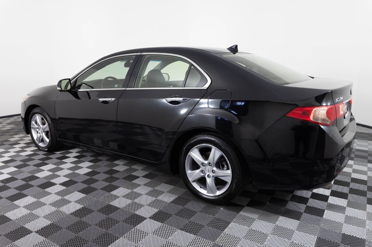 Used 2012 Acura TSX w/ Technology Package FWD image 4