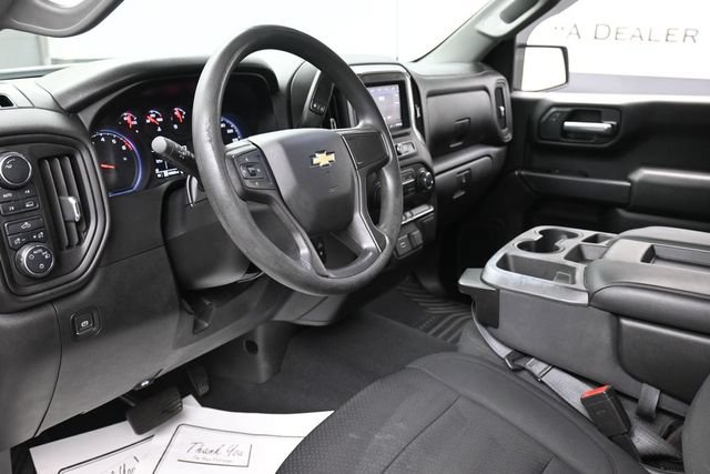 Used 2020 Chevrolet Silverado 1500 Custom w/ Custom Value Package AWD/4WD image 14