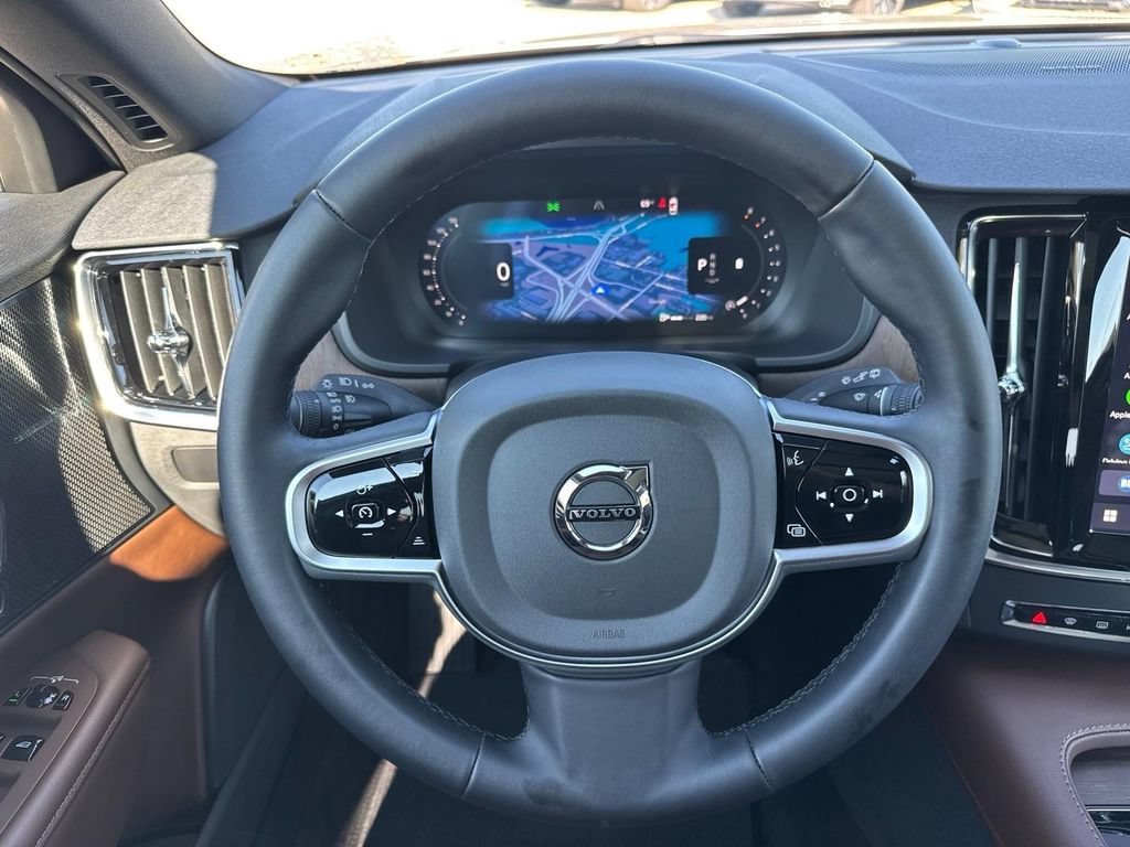 Certified 2025 Volvo V90 B6 Cross Country Plus AWD/4WD image 11