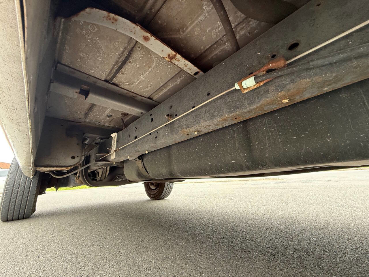 Used 2012 Ford E-250 and Econoline 250 w/ Commercial Cargo Van Pkg image 31