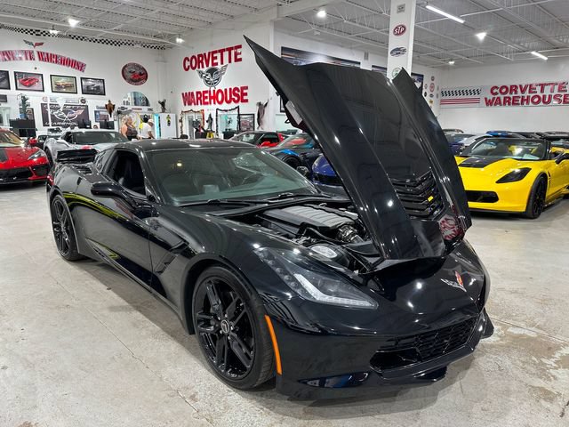 Used 2019 Chevrolet Corvette Stingray Coupe w/ 1LT RWD image 4