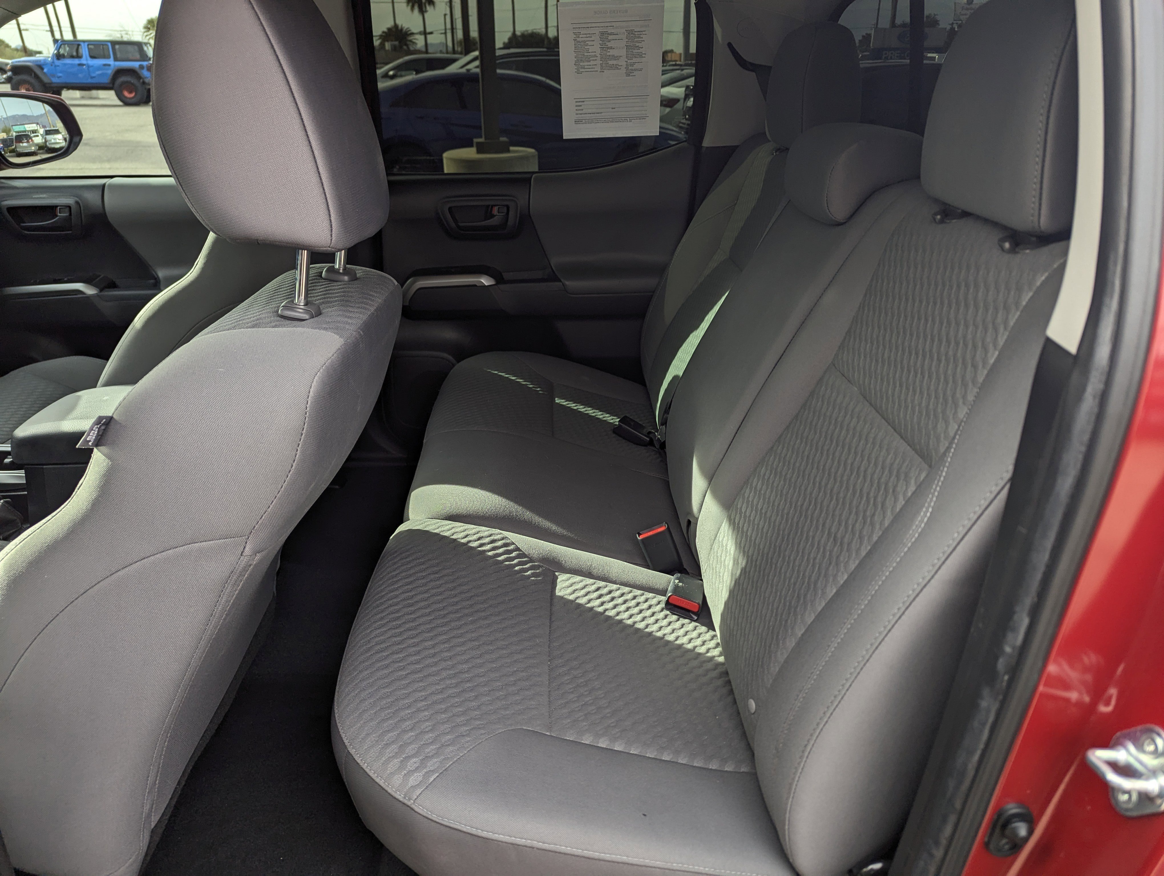 Used 2022 Toyota Tacoma SR5 image 9