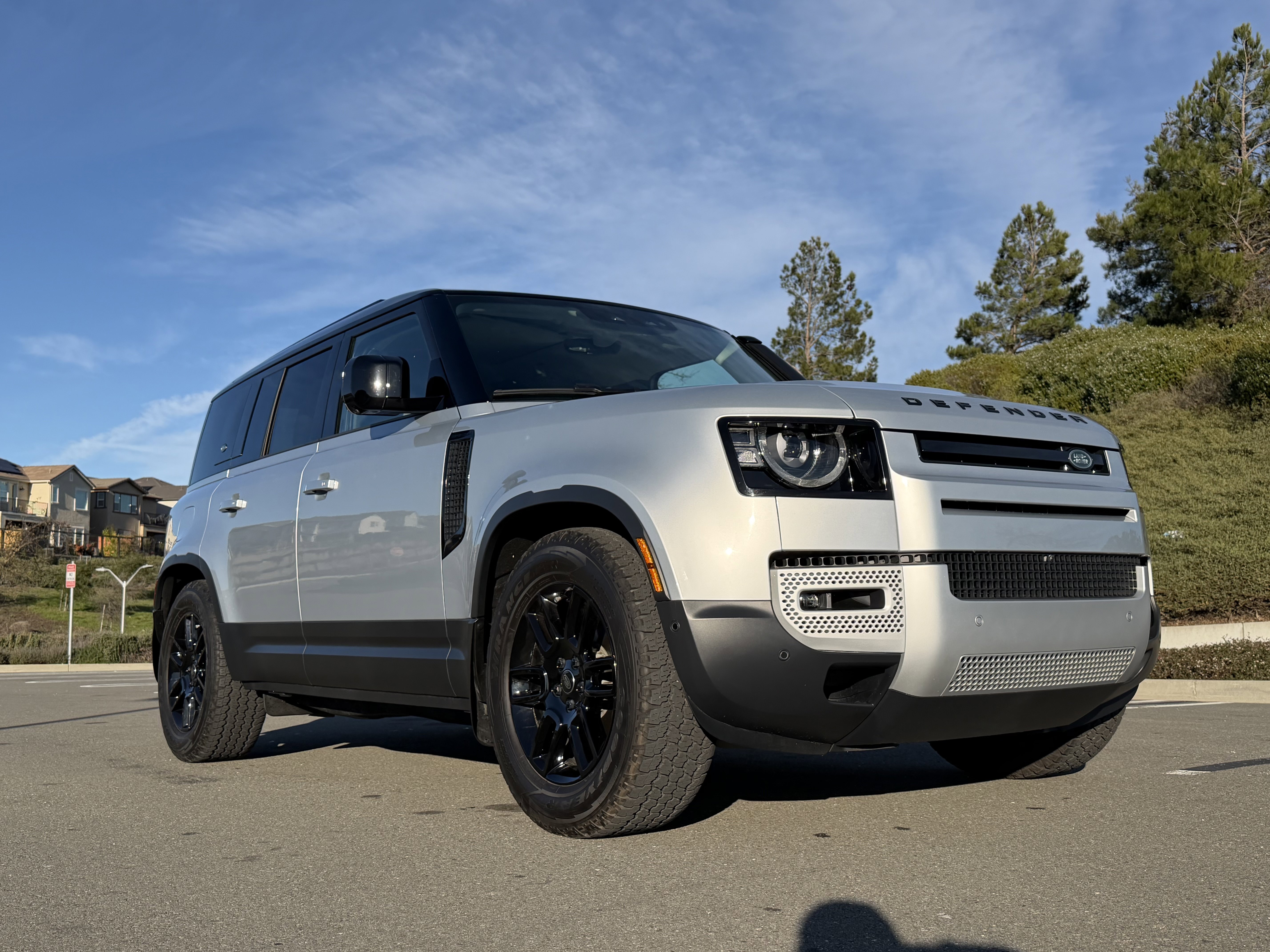 Used 2023 Land Rover Defender 110 S image 6