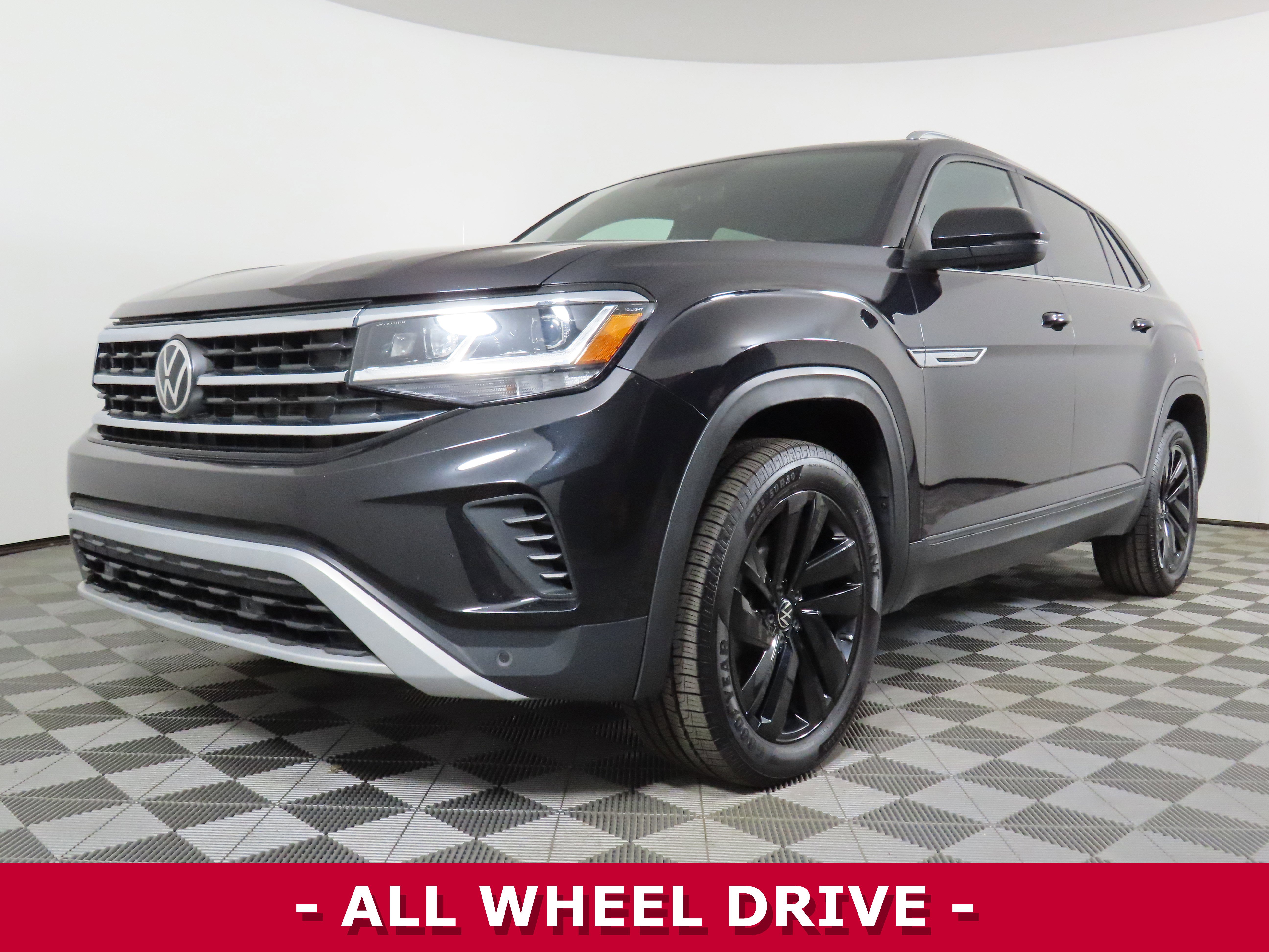 Used 2023 Volkswagen Atlas Cross Sport SE AWD/4WD video 3