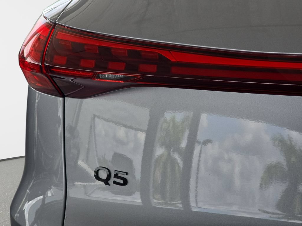Certified 2025 Audi Q5 Premium w/ Convenience Package AWD/4WD image 25