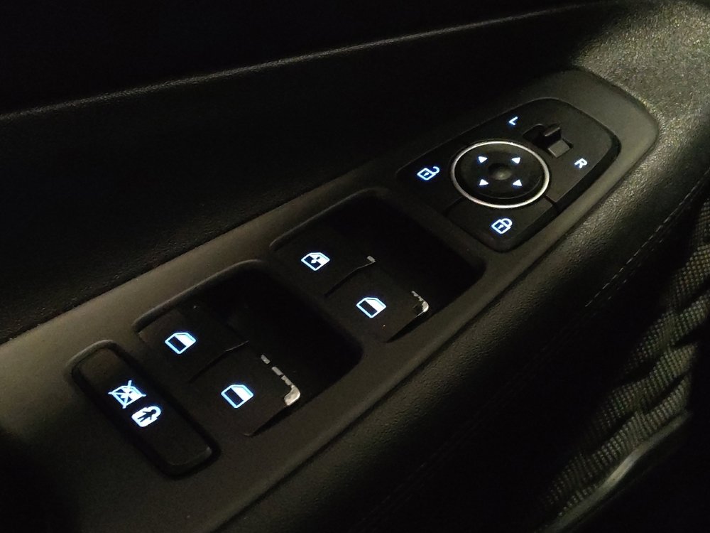 Used 2019 Hyundai Santa Fe SE FWD image 27