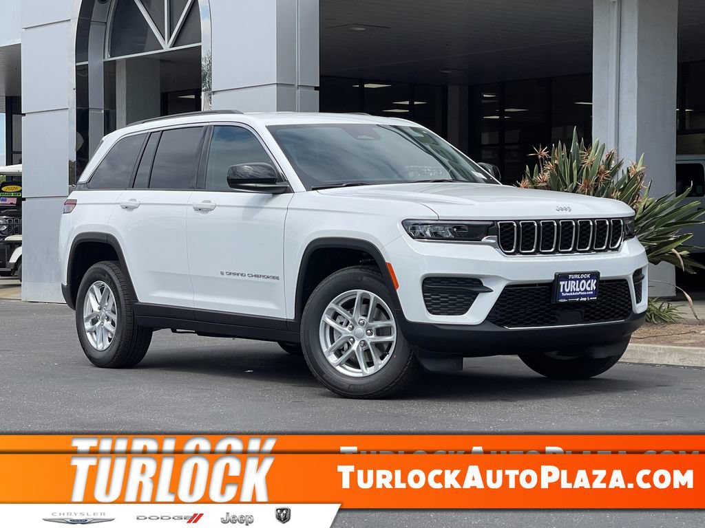New 2026 Jeep Grand Cherokee Laredo RWD video 1