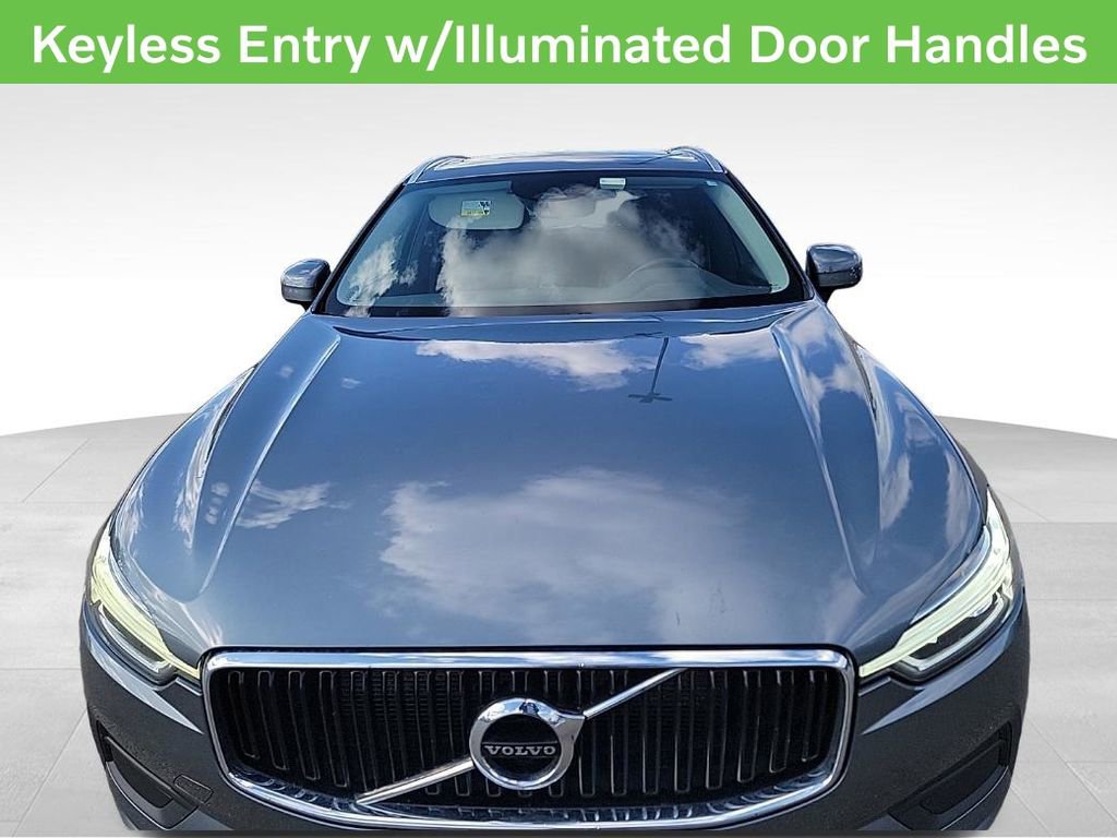 Used 2019 Volvo XC60 T6 Momentum w/ Multimedia Package image 6