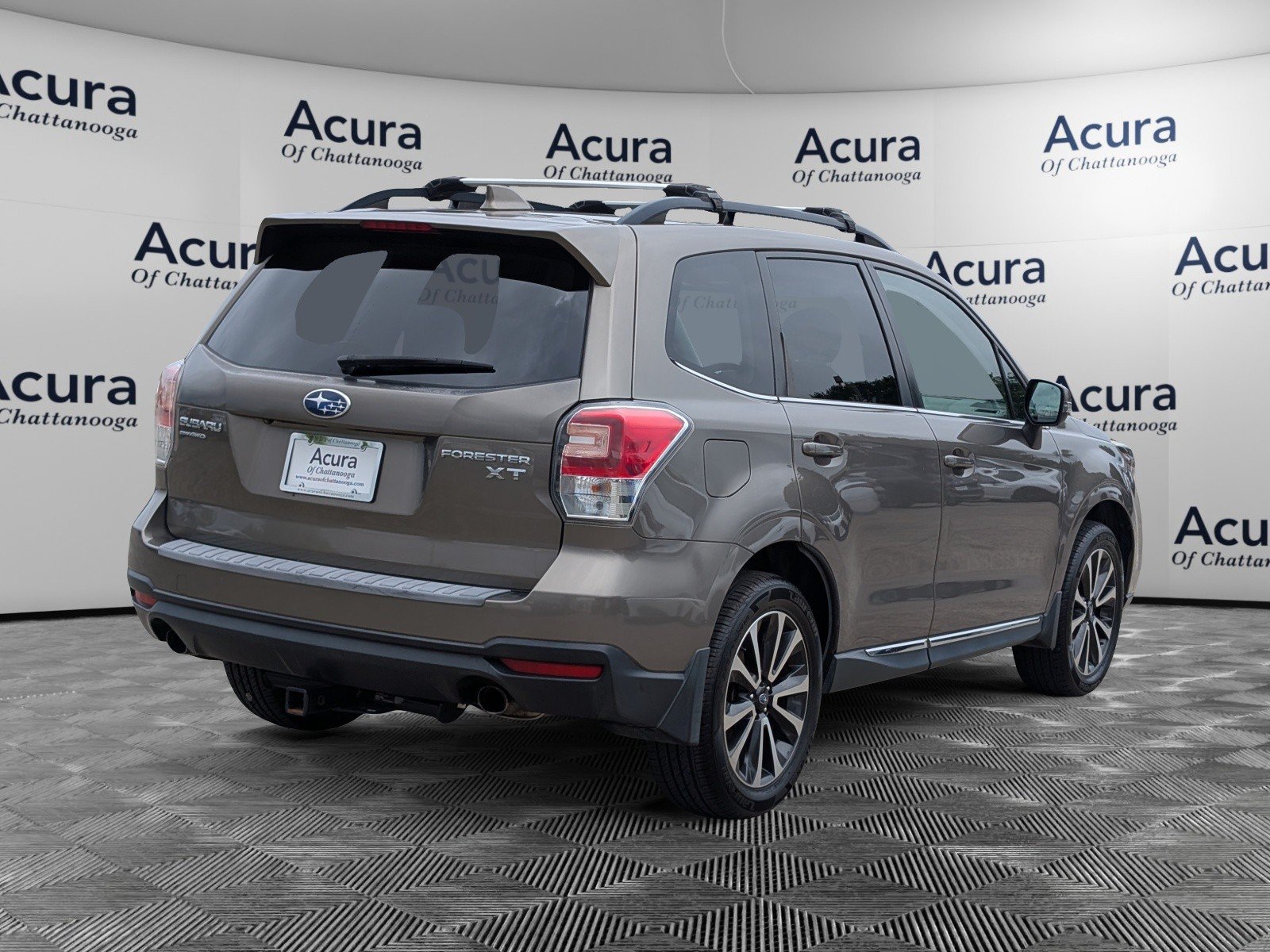 Used 2017 Subaru Forester 2.0XT Touring AWD/4WD image 5