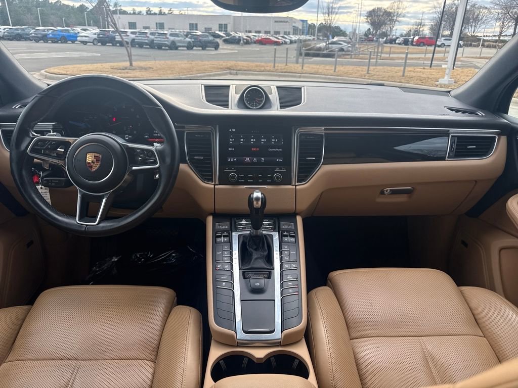 Used 2018 Porsche Macan image 27