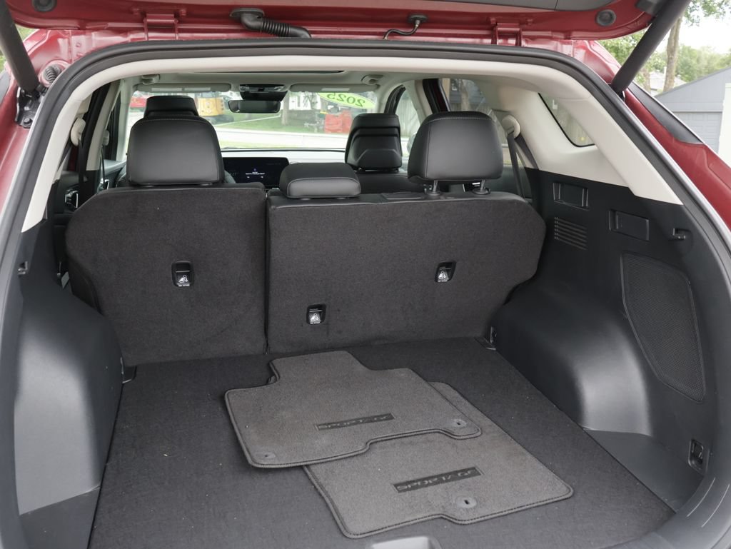 Certified 2025 Kia Sportage SX FWD image 8