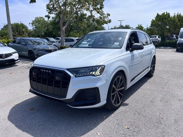 Used 2023 Audi SQ7 Prestige AWD/4WD image 3