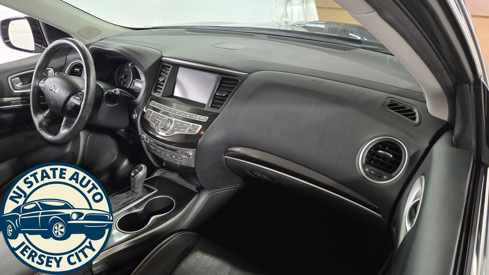 Used 2017 INFINITI QX60 FWD w/ Premium Plus Package image 40