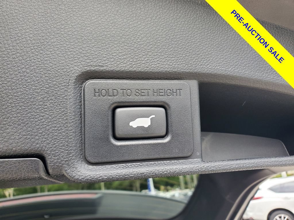 Used 2024 Acura RDX SH-AWD image 9