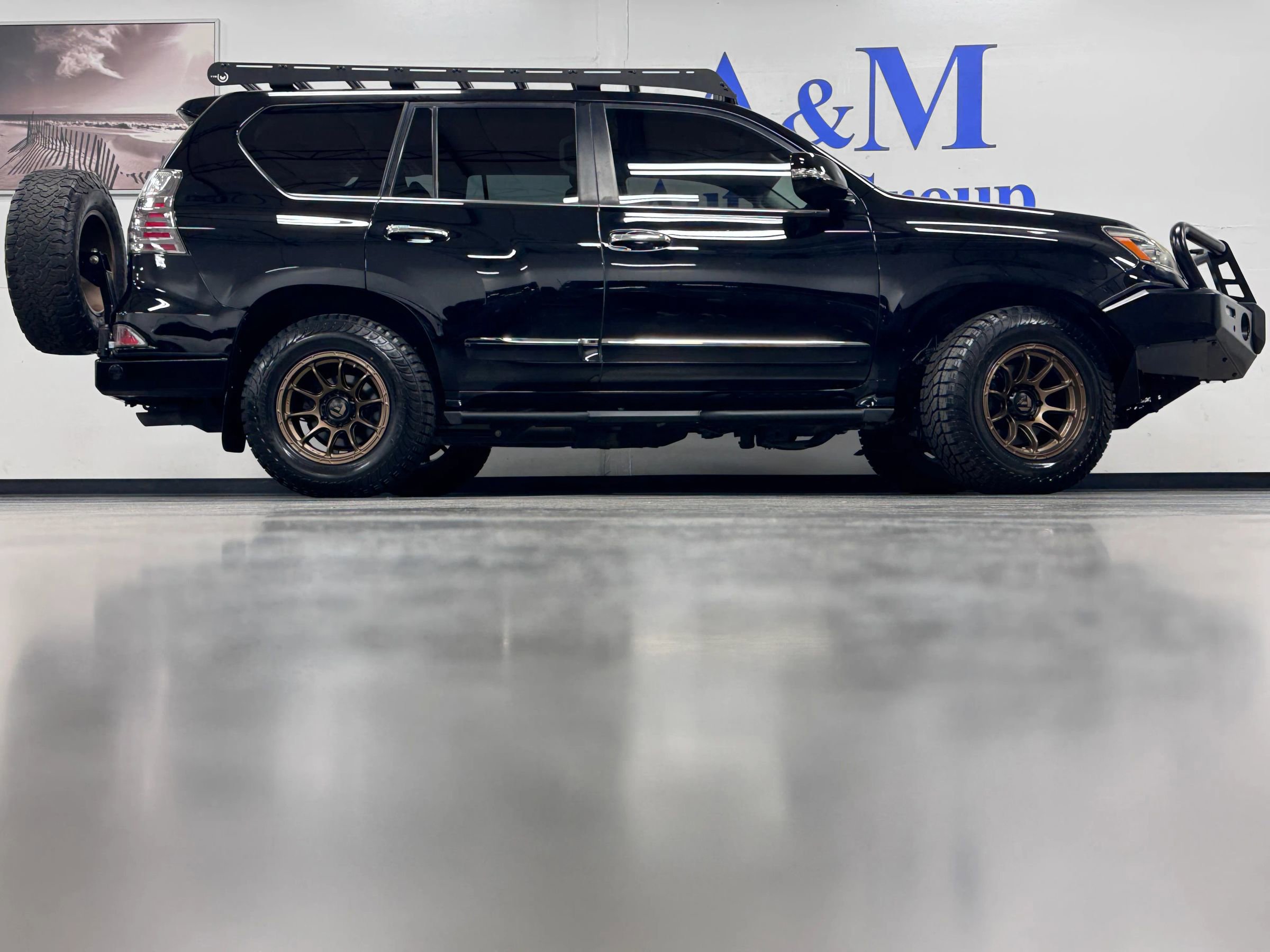 Used 2014 Lexus GX 460 Premium w/ Premium Package image 3