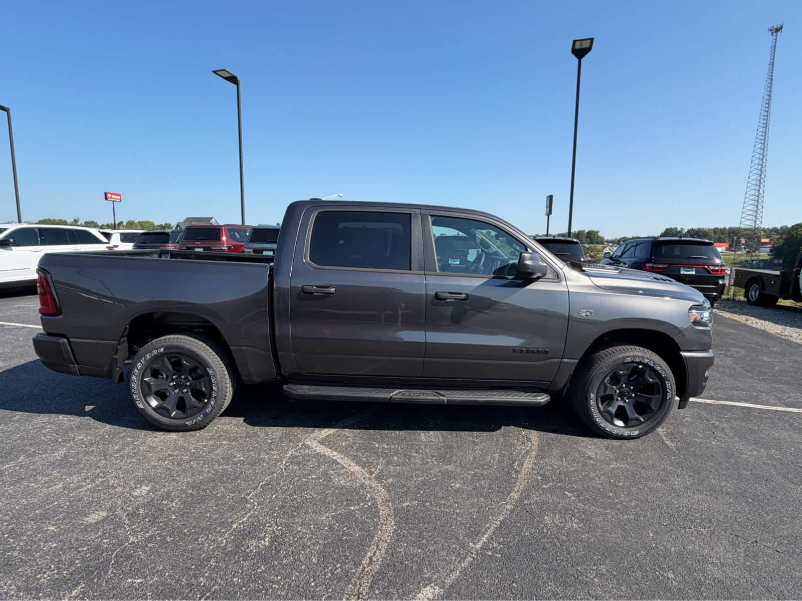 New 2027 RAM 1500 Express AWD/4WD image 5