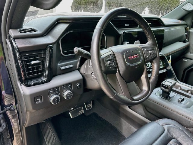 Used 2022 GMC Sierra 1500 AT4 w/ AT4 Premium Package AWD/4WD image 12