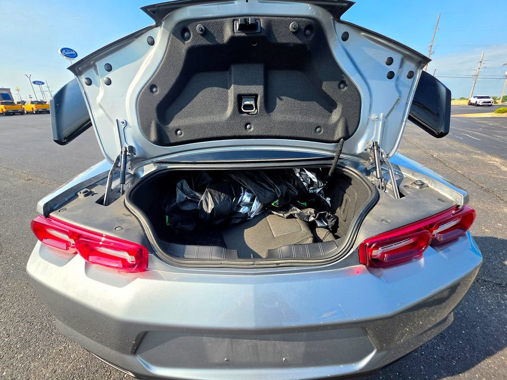Used 2023 Chevrolet Camaro LT RWD image 6