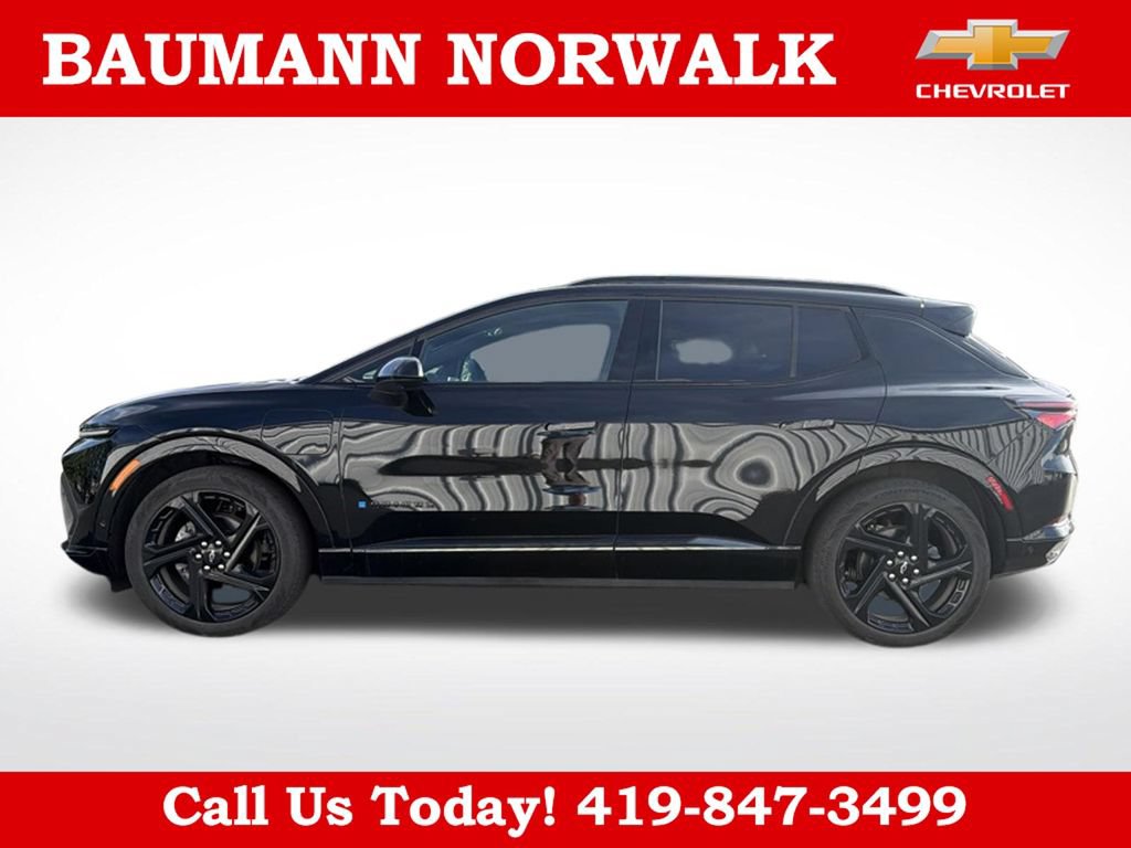 Used 2024 Chevrolet Equinox EV RS w/ Active Safety Package 3 FWD image 7