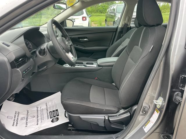 Used 2025 Nissan Sentra SV FWD image 19
