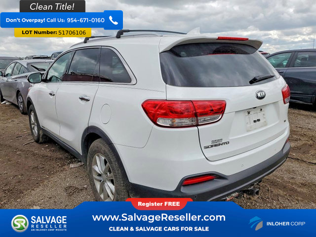 Used 2016 Kia Sorento LX w/ LX Convenience Package AWD/4WD image 3