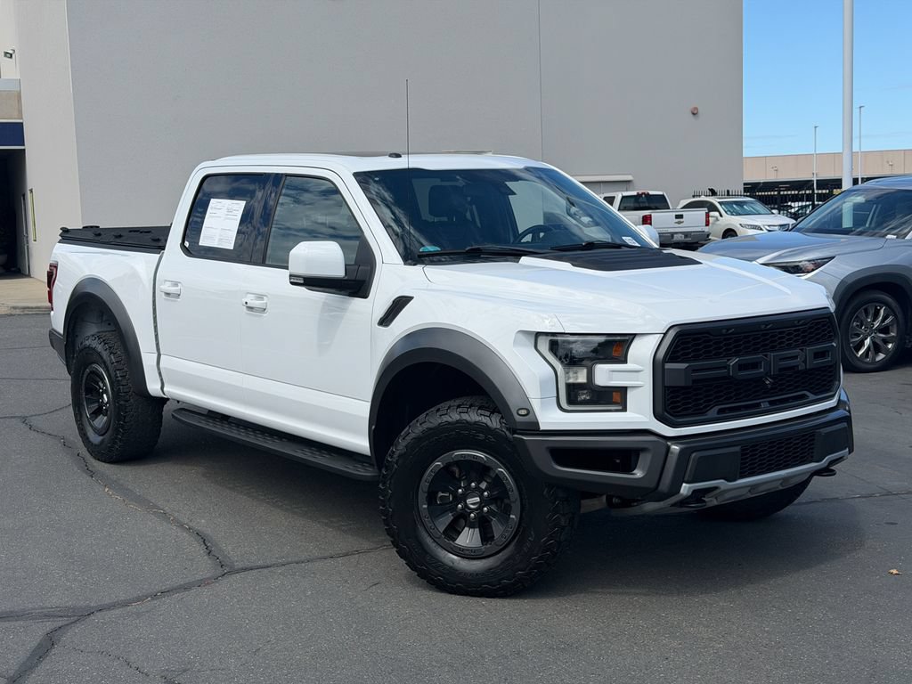 Used 2017 Ford F150 Raptor w/ Equipment Group 802A Luxury AWD/4WD image 2