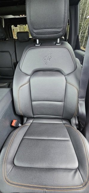 Used 2023 Ford Bronco Badlands image 12