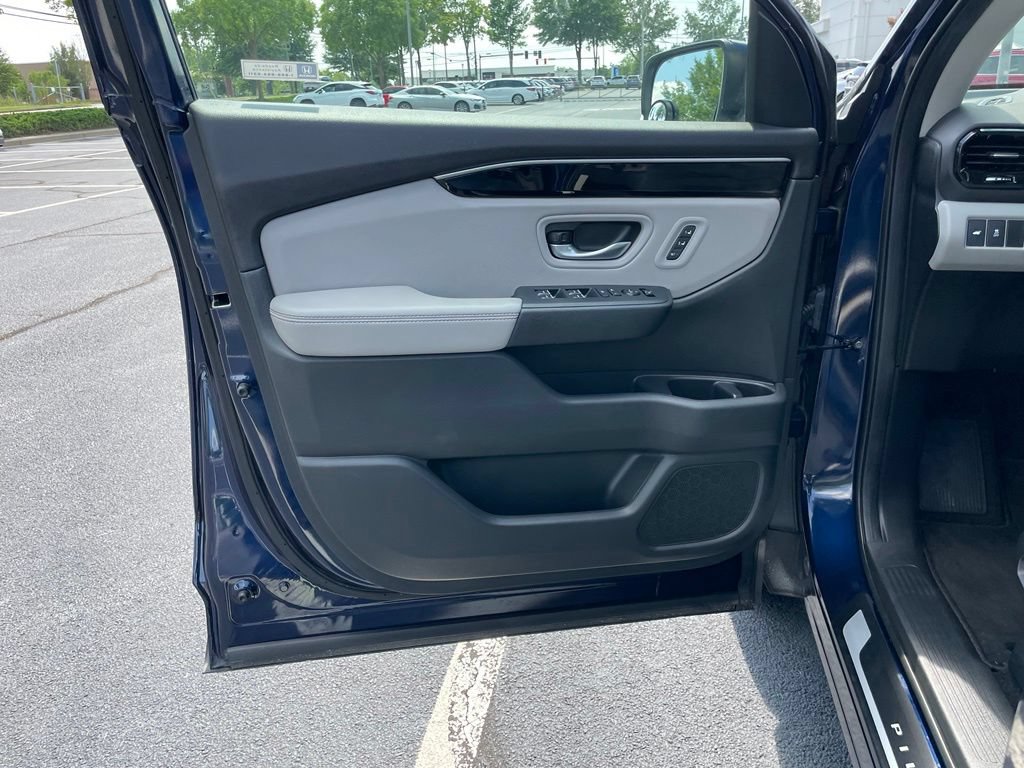 Certified 2024 Honda Pilot Touring image 22