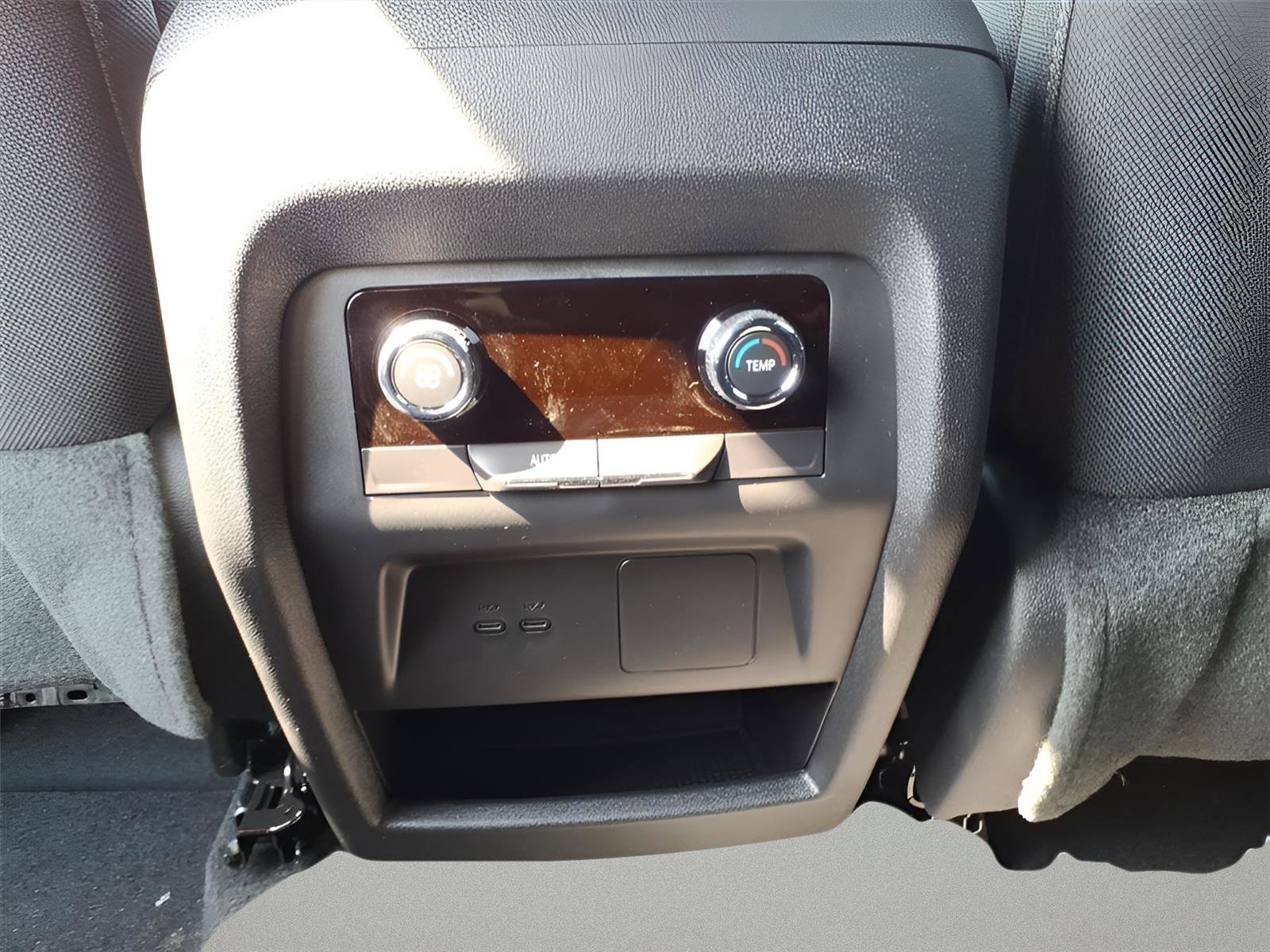 New 2026 Chevrolet Traverse LT w/ LPO, Floor Liner Package image 13