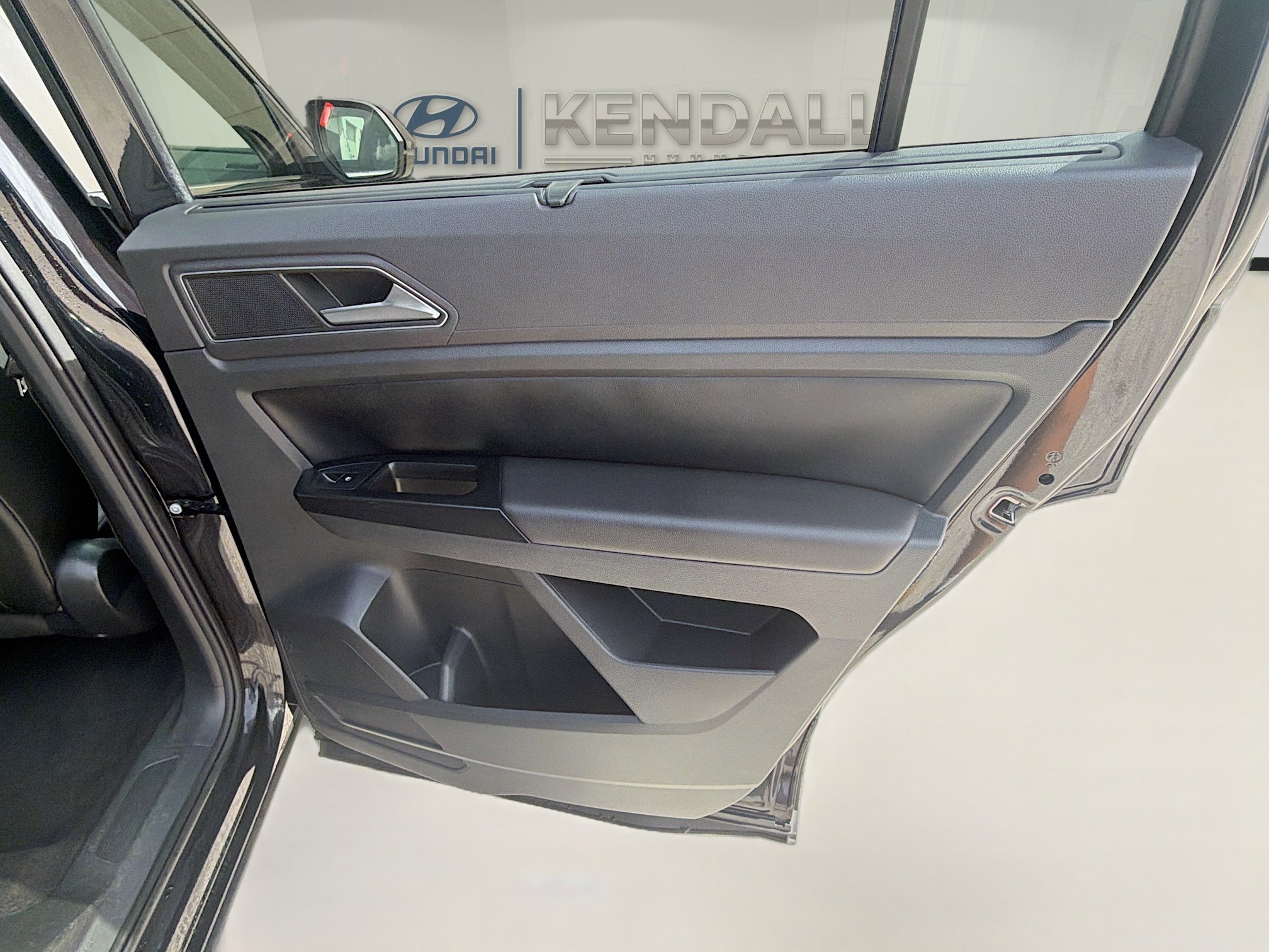 Used 2019 Volkswagen Atlas SE image 28