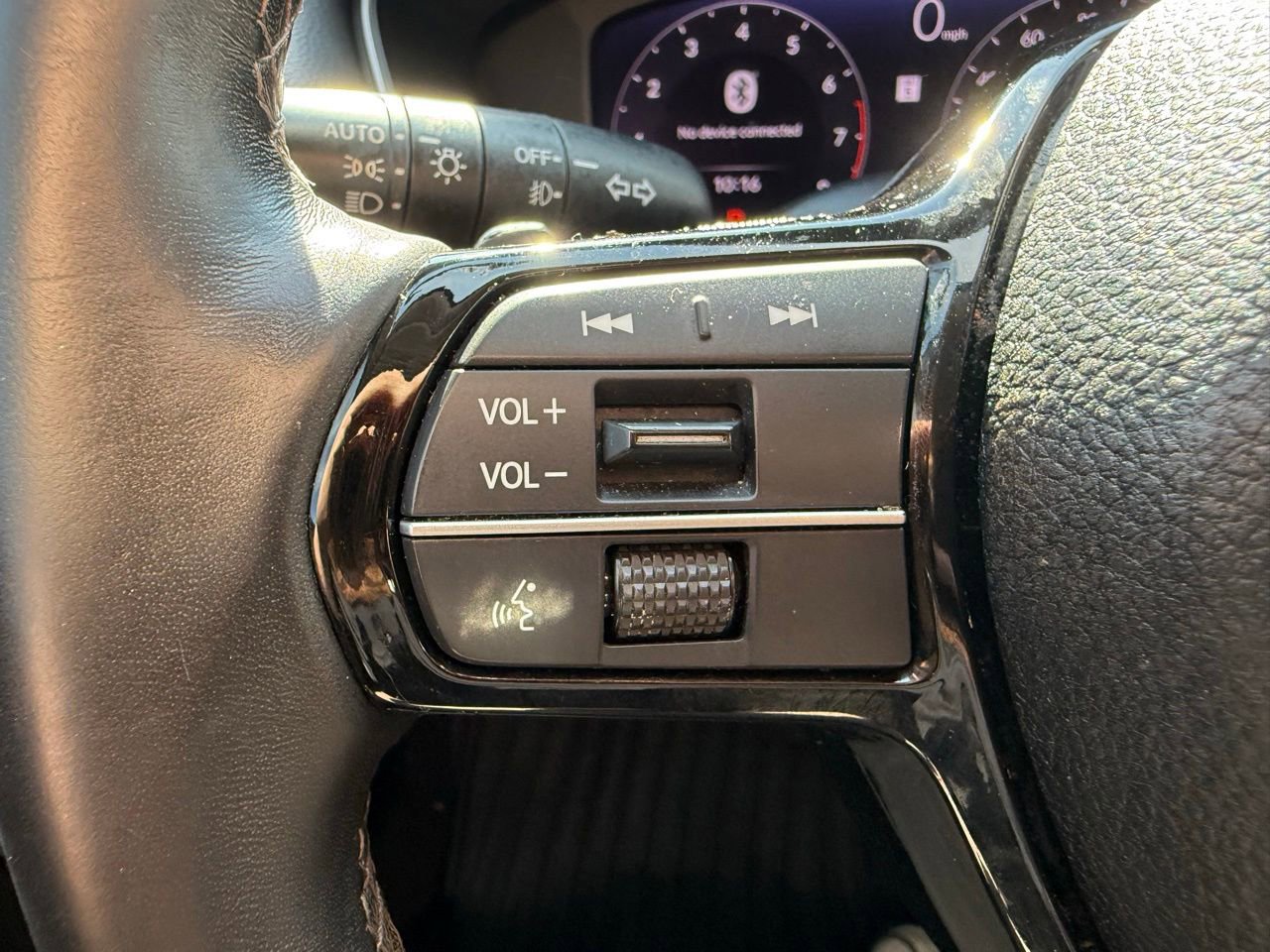 Used 2022 Honda Civic Touring image 13