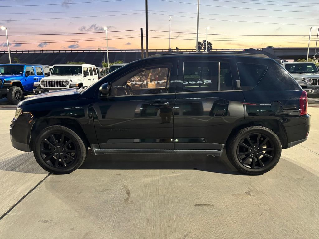 Used 2015 Jeep Compass Sport w/ Power Value Group image 2