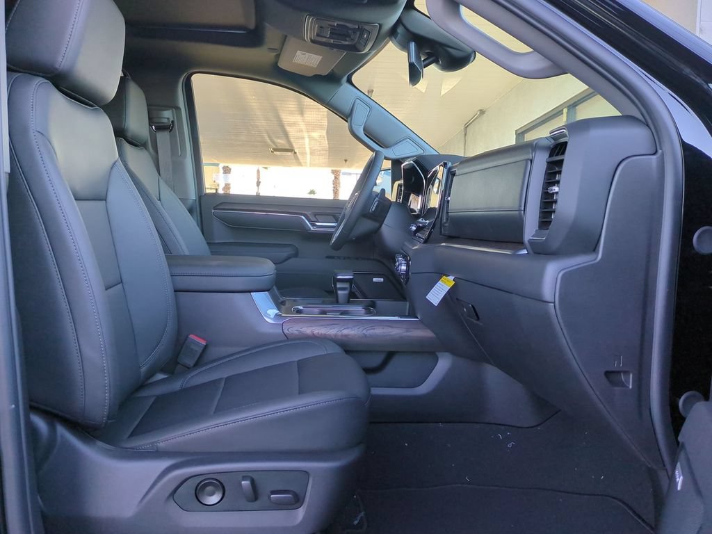 New 2026 GMC Sierra 1500 SLT w/ SLT Premium Package AWD/4WD image 33