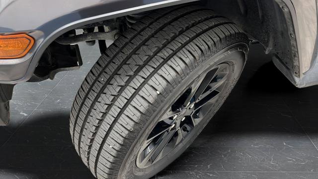 Used 2022 Jeep Wrangler Unlimited Sahara w/ Cold Weather Group image 36