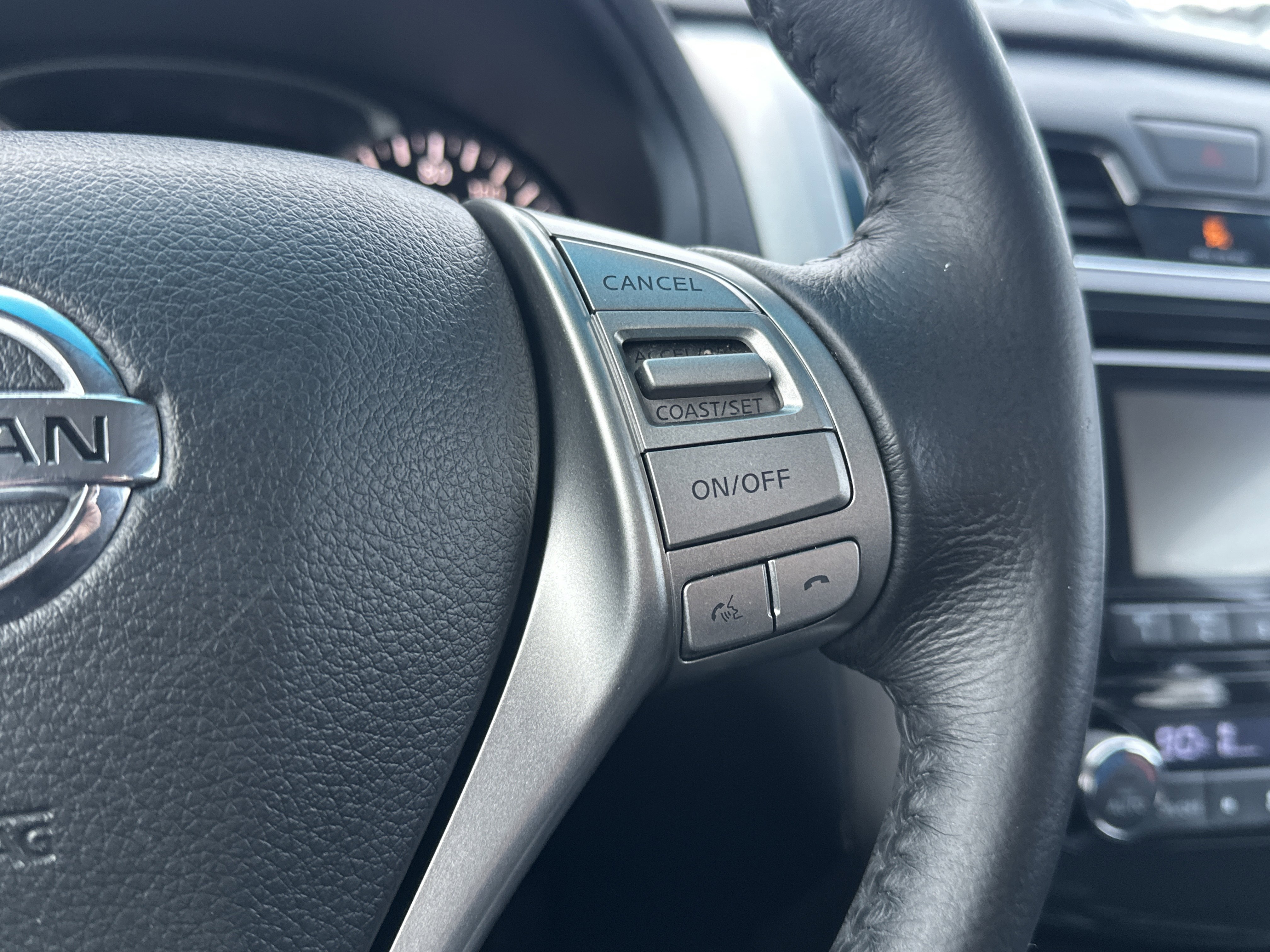 Used 2015 Nissan Altima 2.5 SV image 20