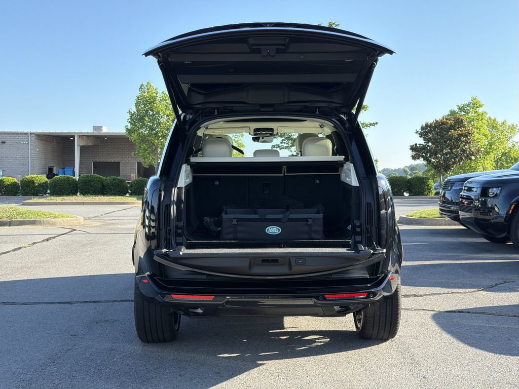 New 2026 Land Rover Range Rover SE AWD/4WD image 12