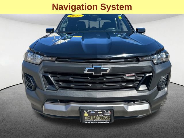 Used 2024 Chevrolet Colorado Trail Boss w/ Technology Package image 4