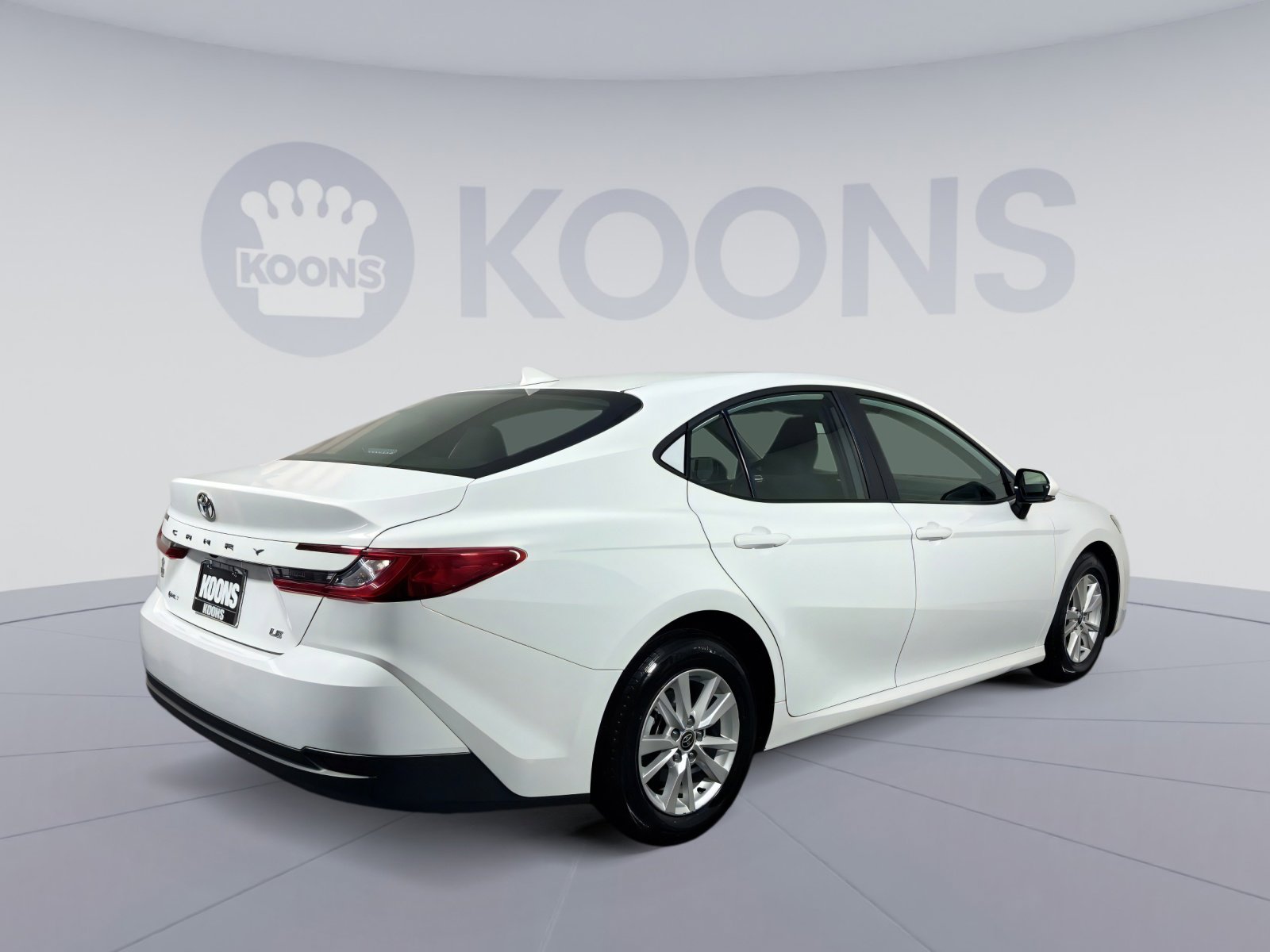 Used 2025 Toyota Camry LE image 7