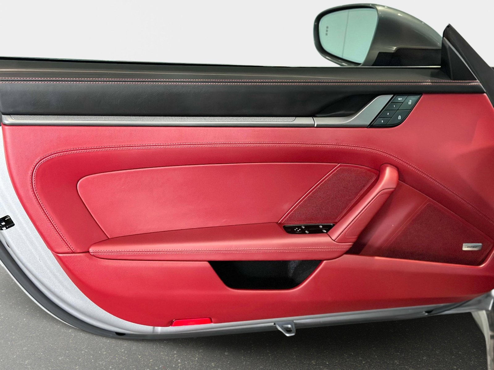 Certified 2024 Porsche 911 Carrera image 13