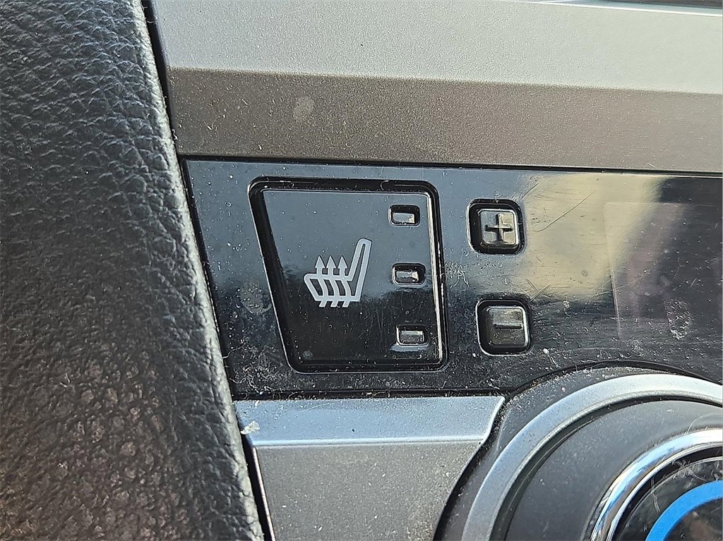 Used 2016 Subaru Legacy 3.6R Limited image 26