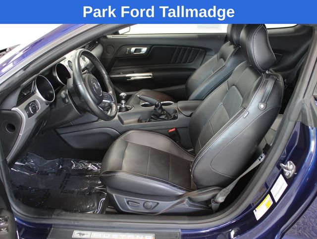 Used 2020 Ford Mustang Premium RWD image 15