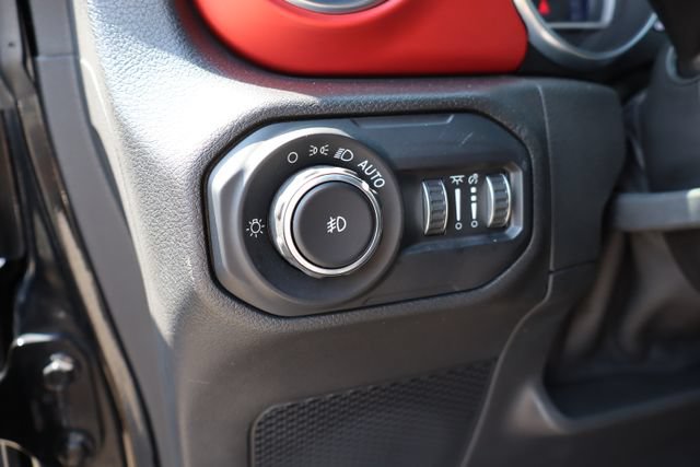 Used 2021 Jeep Wrangler Unlimited Rubicon AWD/4WD image 19