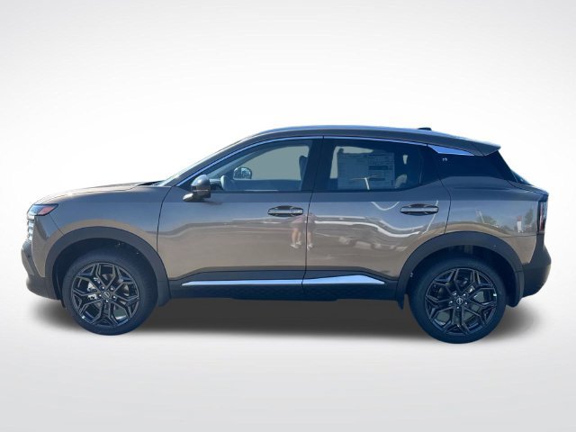New 2027 Nissan Kicks SR FWD image 6