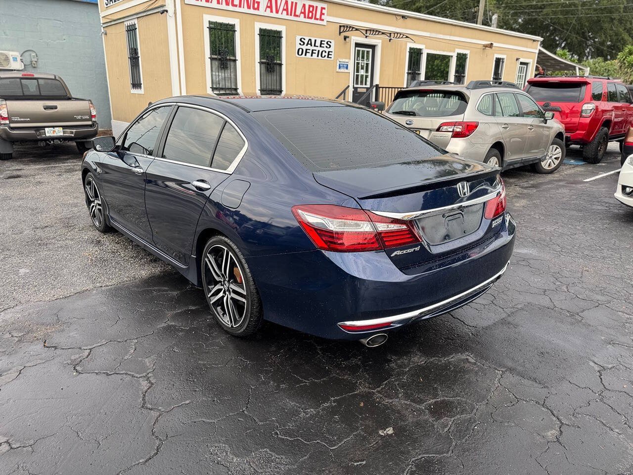Used 2017 Honda Accord Sport Special Edition image 6