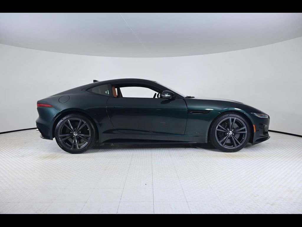Used 2024 Jaguar F-TYPE R AWD/4WD image 6