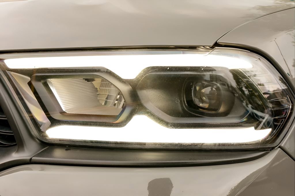 Used 2022 Dodge Durango SRT w/ Black Package AWD/4WD image 45